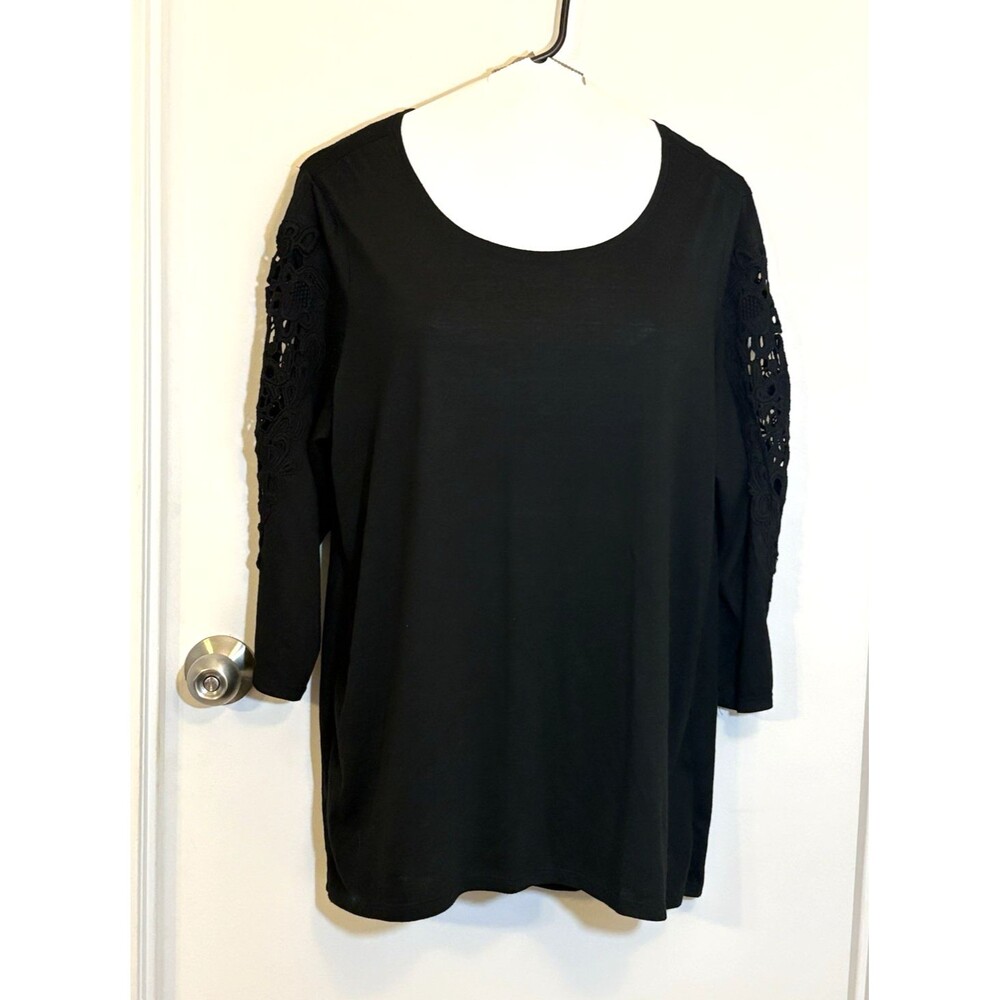 Womens 18 /20W Black Top 3/4 Sleeve With Cut Out Geometric Design Cato Blouse